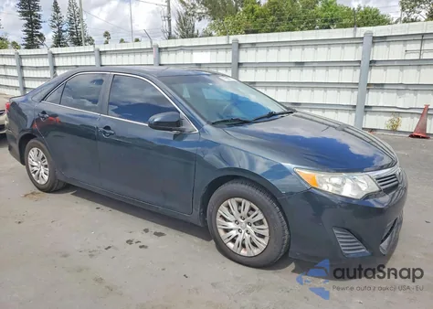 2013 Toyota Camry 4D L z USA, uszkodzony, nr VIN 4T4BF1FK2DR316571
